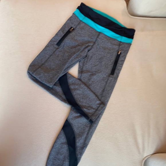 Lululemon leggings worn once - Picture 1 of 3